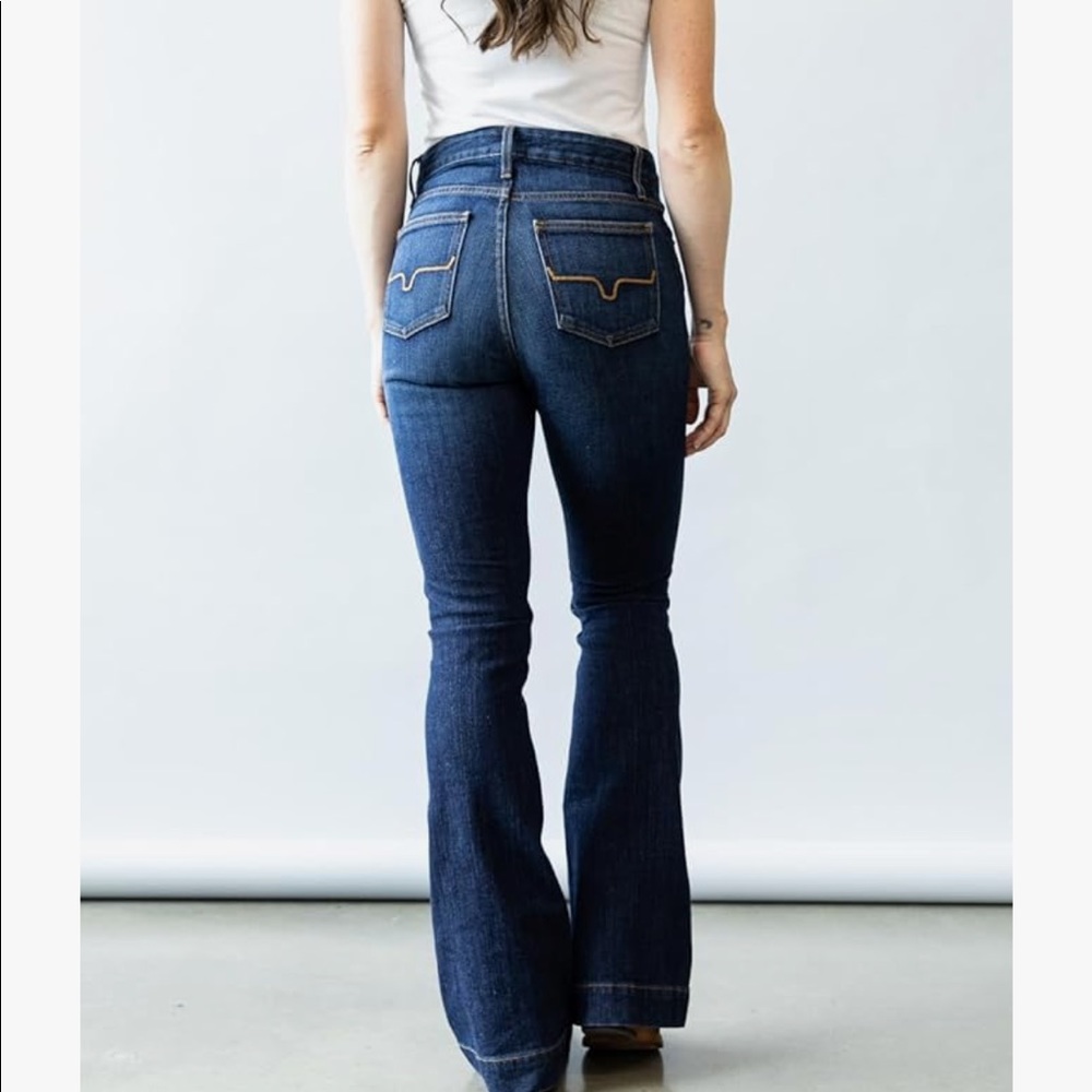 Kims Jennifer Jeans